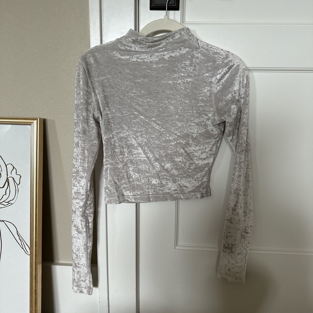 lululemon velour long sleeve